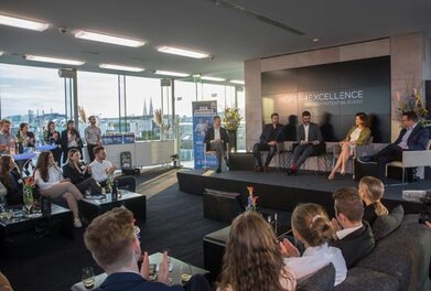 Podiumsdiskussion HOFER4Excellence