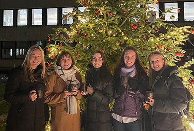 Teamfoto beim HOFER Winterzauber