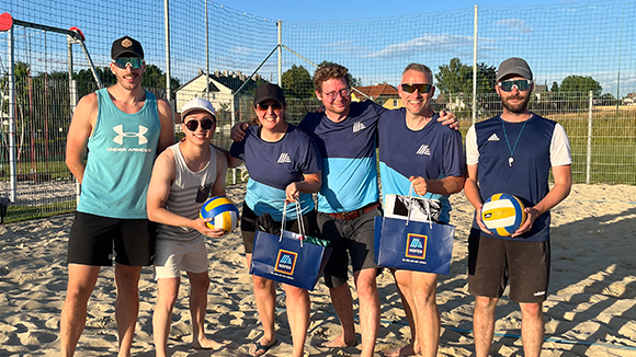 Bild eines HOFER Volleyballturnier Gewinnerteams