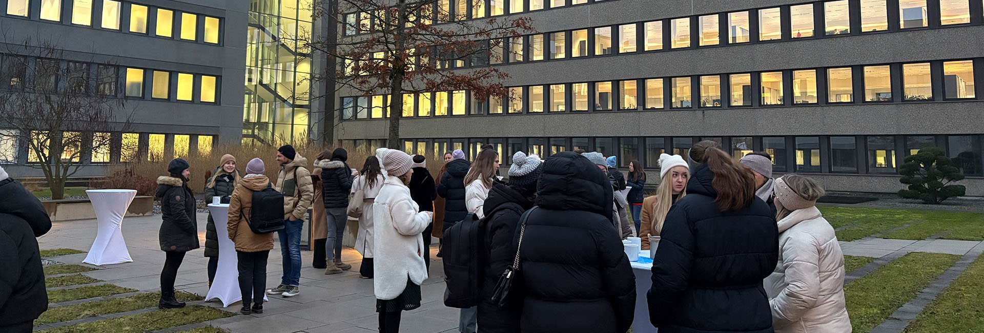 Winterzauber im Innenhof