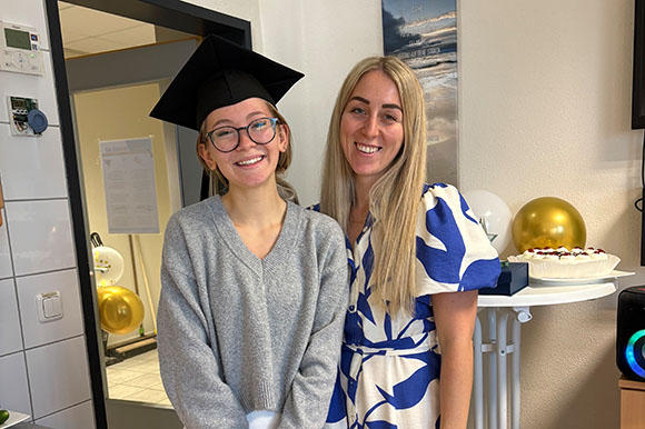 Claudia mit ihrem Lehrling